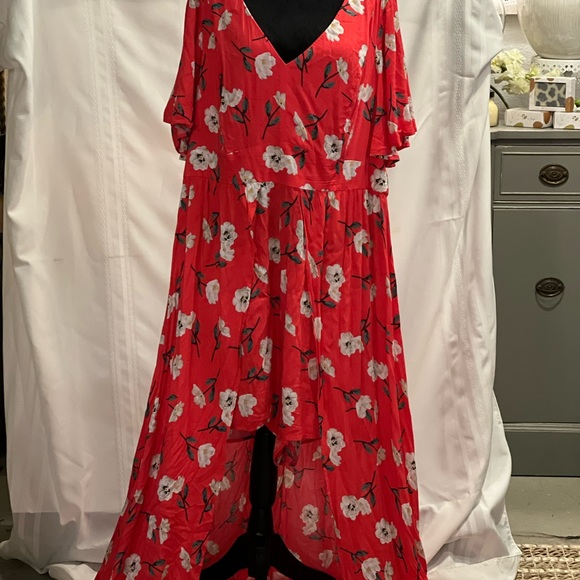 Coral floral romper - Picture 1 of 3